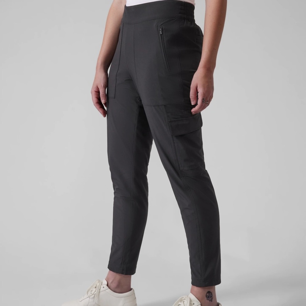 Athleta Chelsea Utility Jogger